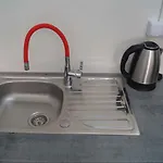 Mini Laguna אכסניה