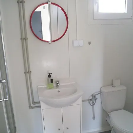 Mini Laguna Orman Evi *